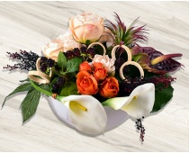 Coupe quartz, pivoine, rose cabbage, anthurium, succulent, callas